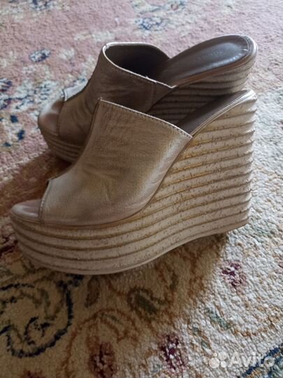 Шлепки женские