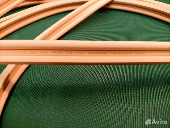 Акустический кабель Van Den Hul 122 QED Profigold