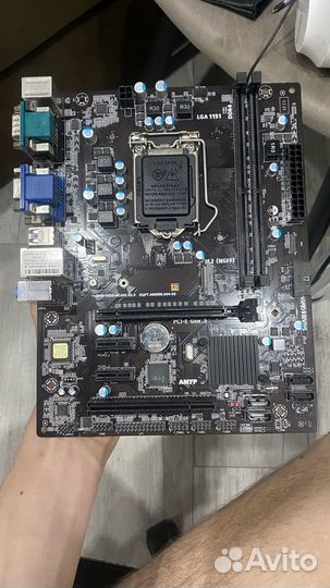Материнская плата 1155