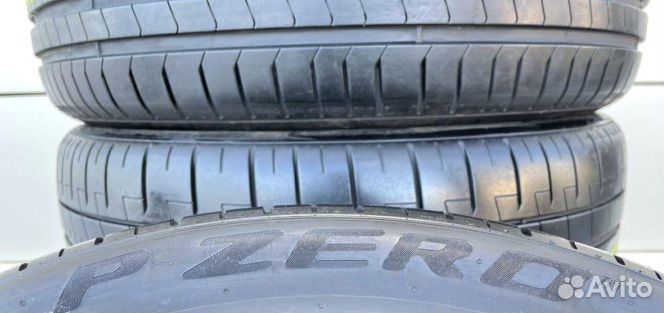 Pirelli P Zero PZ4 235/35 R20