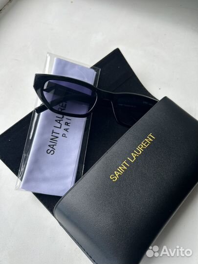 Солнцезащитные очки