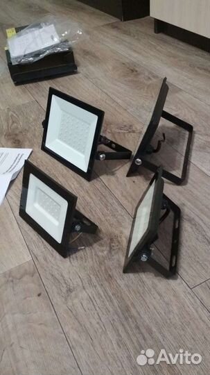 Прожектор светодиодный 30 и 50Вт