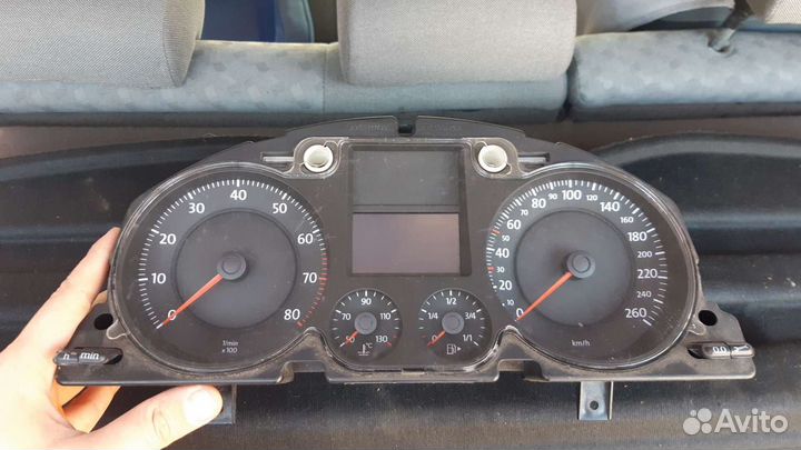 Приборная панель на пассат б6