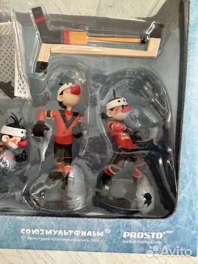 Фигурка хоккеиста Шайбу Шайбу