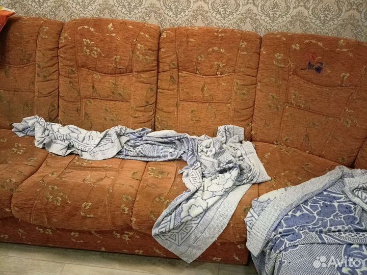 Угловой диван бу