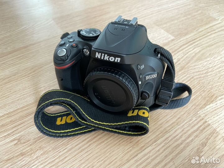 Nikon D5200