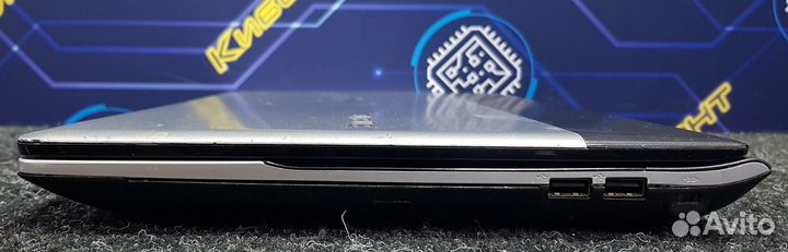 Samsung NP300E4A 15.6