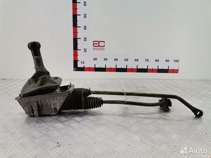 Кулиса кпп для Volkswagen Passat 5 893711117D