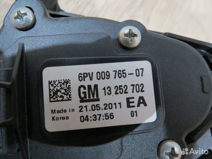 Педаль газа Chevrolet Cruze