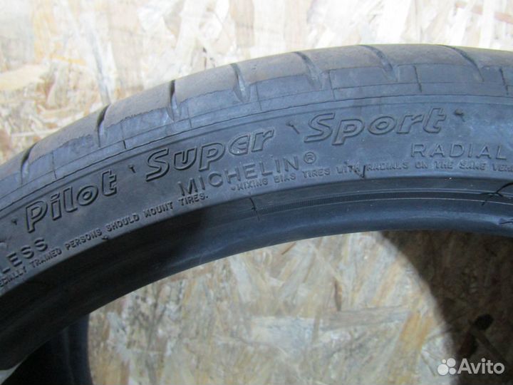 Michelin Pilot Super Sport 225/35 R20