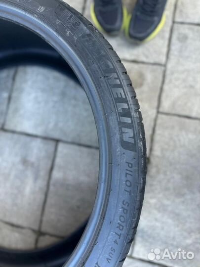 Michelin Pilot Sport 4 S 275/35 R23 и 315/30 R23 111Y