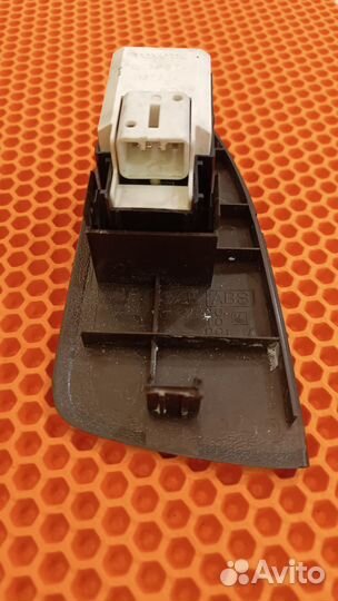 Комплект кнопок стекло подъемников Grande G jxz91