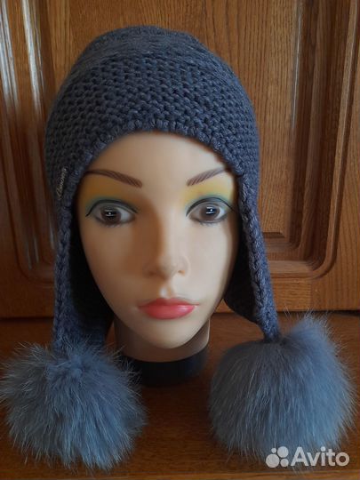 Шапка женская вязаная
