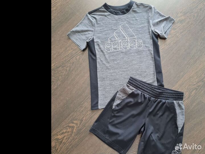 Спортивный костюм adidas для мальчика 140