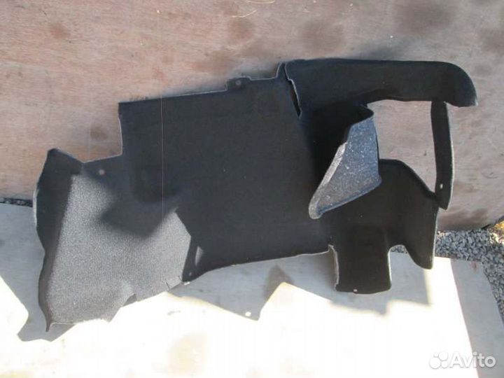 Обшивка багажника правая Mercedes-Benz C230 W203