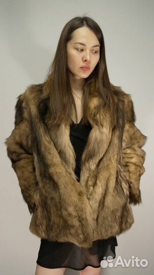 Шуба из натурального меха волка