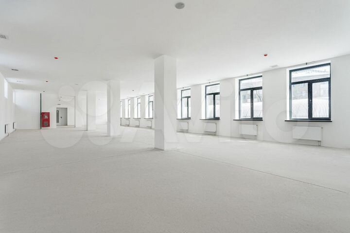 Помещение свободного/торгового назначения