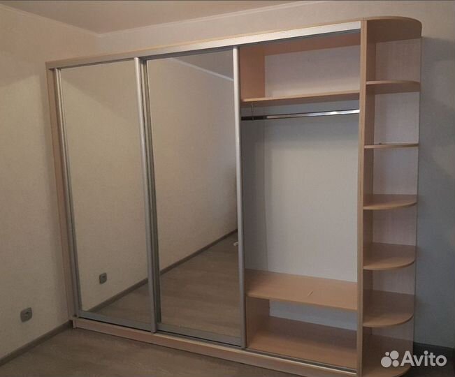 Шкаф купе зеркальный