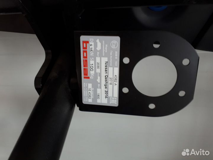 Фаркоп bosal 4382A на Nissan Qashqai J11 2014