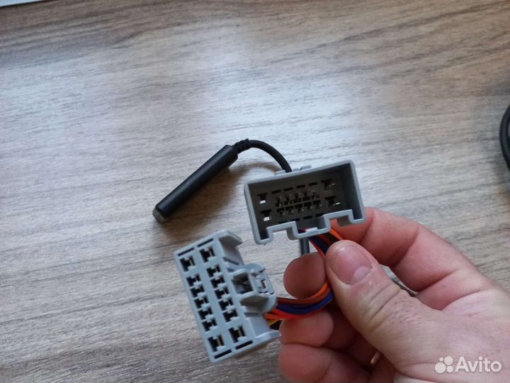 Блютуз адаптер на volvo