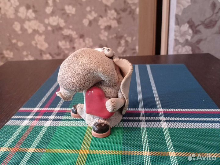 Статуэтка слон