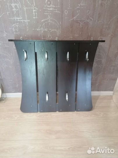 Вешалка для одежды настенная