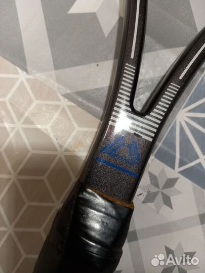 Теннисные ракетки разные