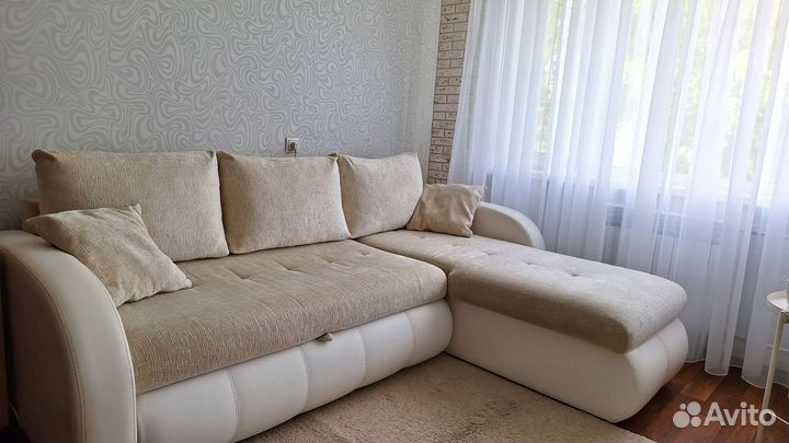 Угловой диван б/у