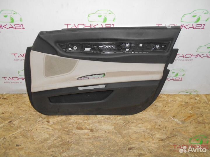 Обшивка передней правой двери BMW 7 F01 F02 09-15