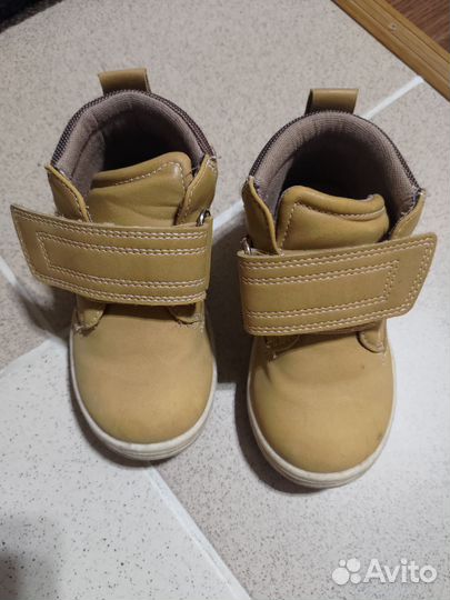 Ботинки демисезонные 24 размер