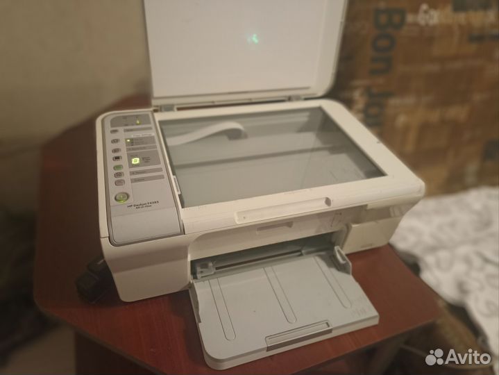 Струйный принтер + сканер мфу HP Deskjet F4283