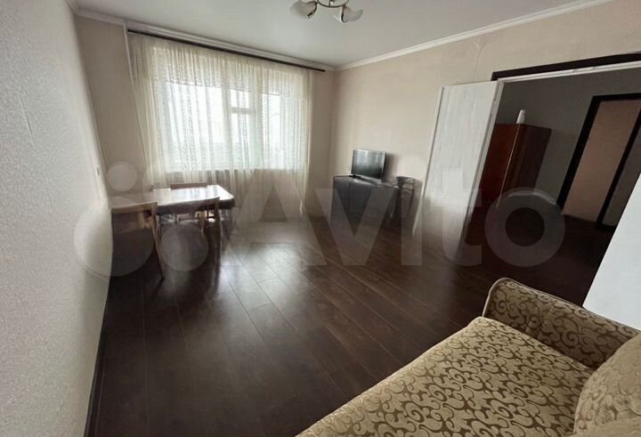 2-к. квартира, 50 м², 9/9 эт.