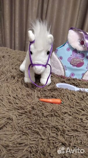 Лошадка с сумочкой