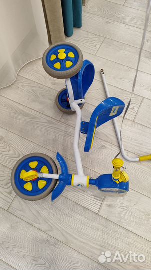 Трехколесный велосипед