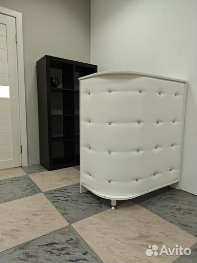 Стойка ресепшн