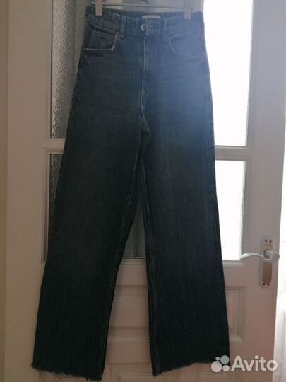 Джинсы zara 34 прямые