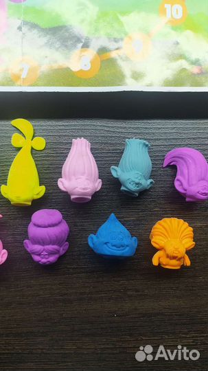 Тролли из пятерочки ластики коллекция