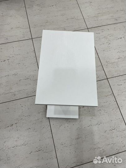 Тумба прикроватная белая