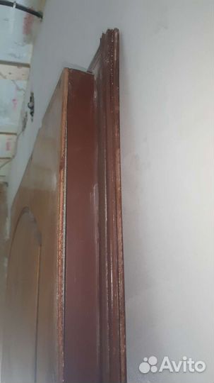 Дверь металлическая входная б/у