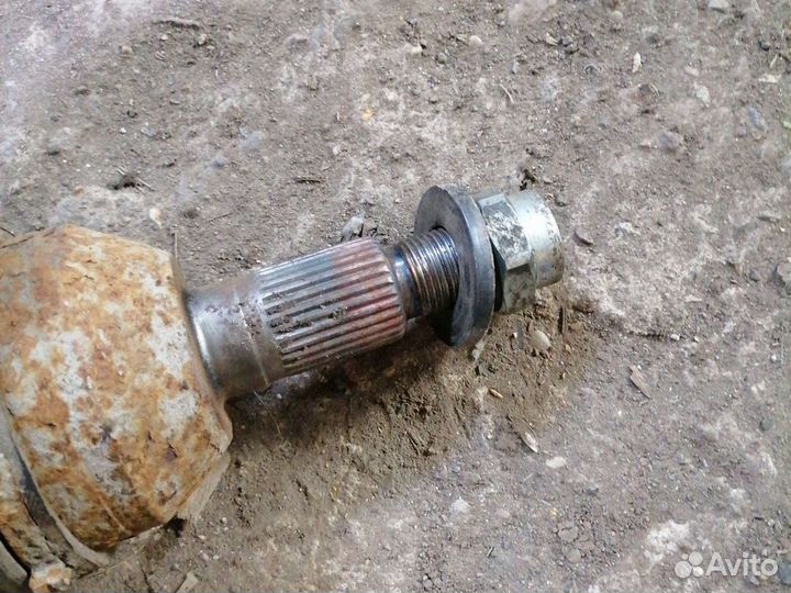 Привод передний Cadillac SRX