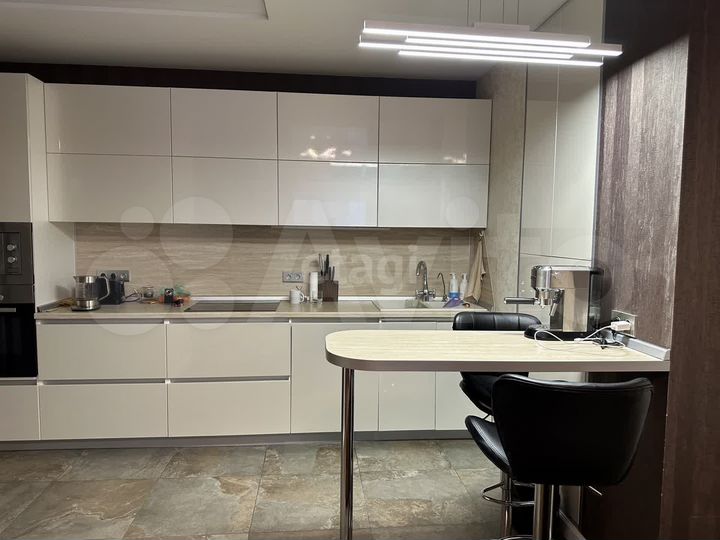 2-к. квартира, 63,9 м², 13/20 эт.