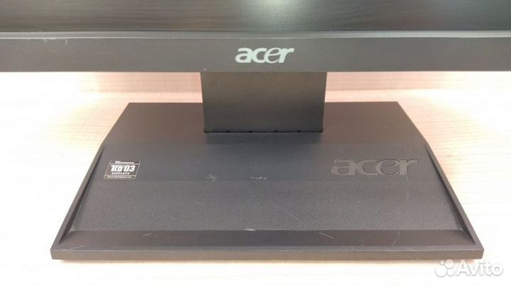 Монитор б/у 19