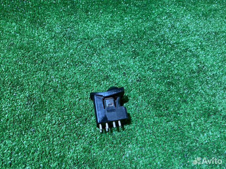 Кнопка регулиовки зеркал BMW E32 E34