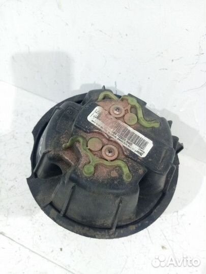 Моторчик печки Renault Logan 1