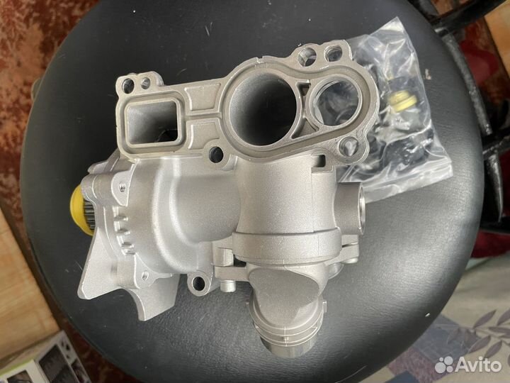 Помпа с термостатом vag для моторов 1,8-2,0