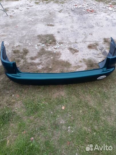 Задний бампер на Volkswagen saran 1997г