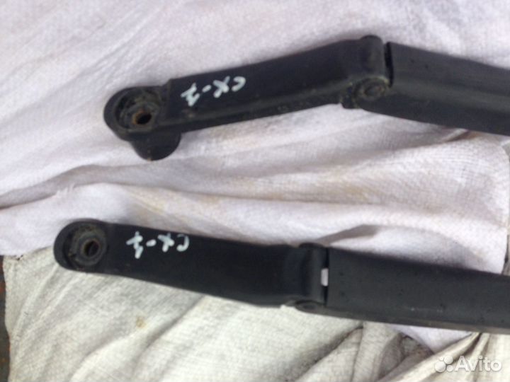 Поводок дворника Мазда сх-7