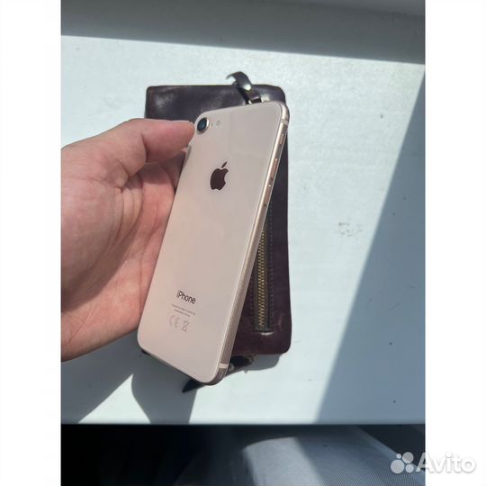 iPhone 8, 64 ГБ