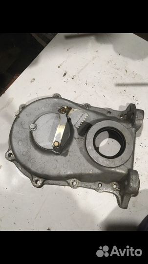 Крышка шестерни передняя 130