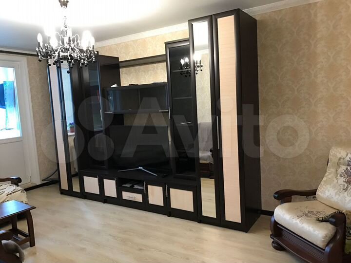 2-к. квартира, 58 м², 9/17 эт.